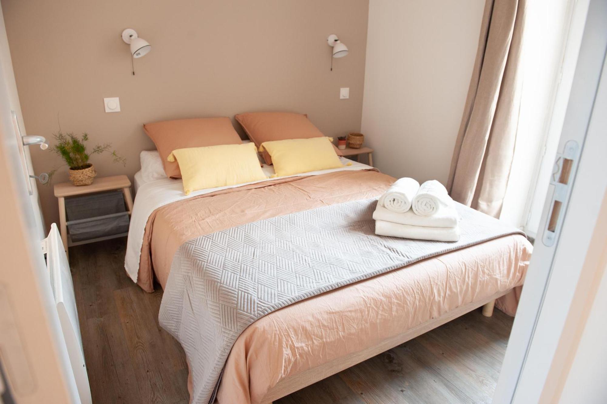 Immeuble De 3 Appartements Avec Cour Interieure Μπρεστ Εξωτερικό φωτογραφία